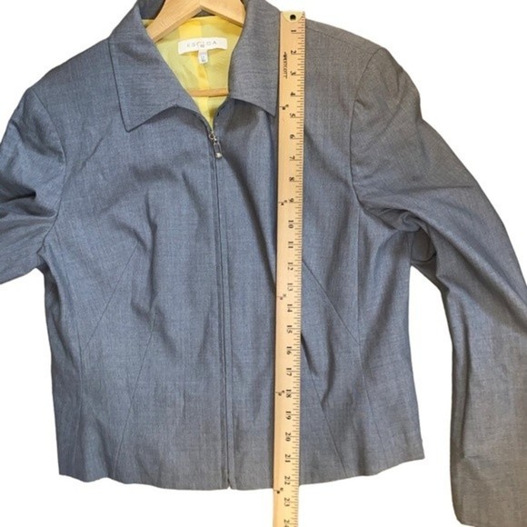 EUC Escada Gray Silk Wool Blend Zip Up Blazer Jacket Size 10 - Picture 3 of 10